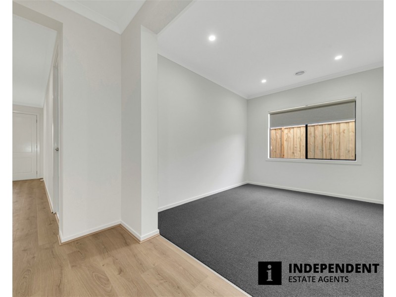 62 Duncombe Avenue, Officer VIC 3809