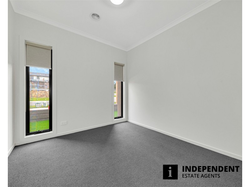 62 Duncombe Avenue, Officer VIC 3809