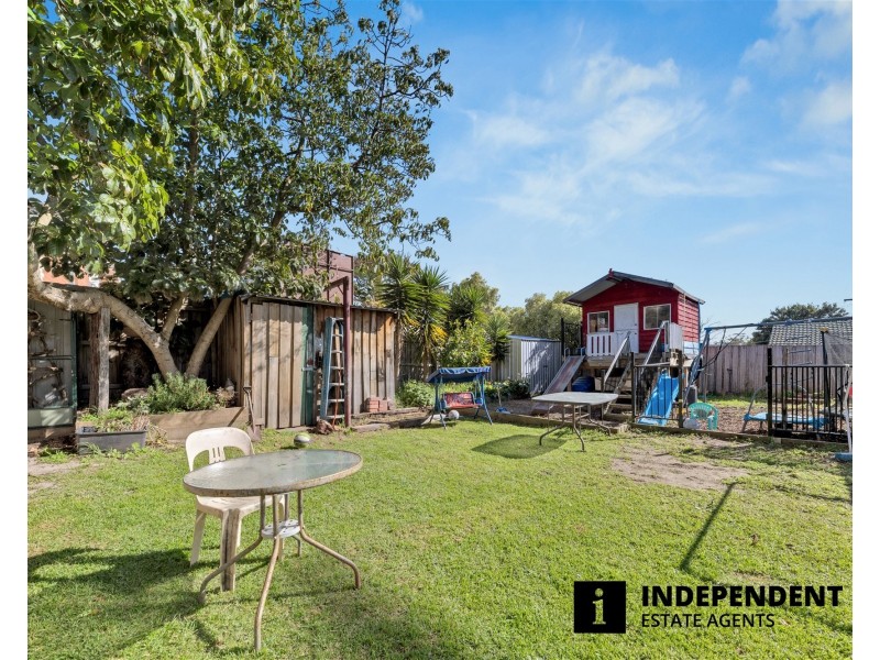 7 Whitewood Street, Frankston North VIC 3200