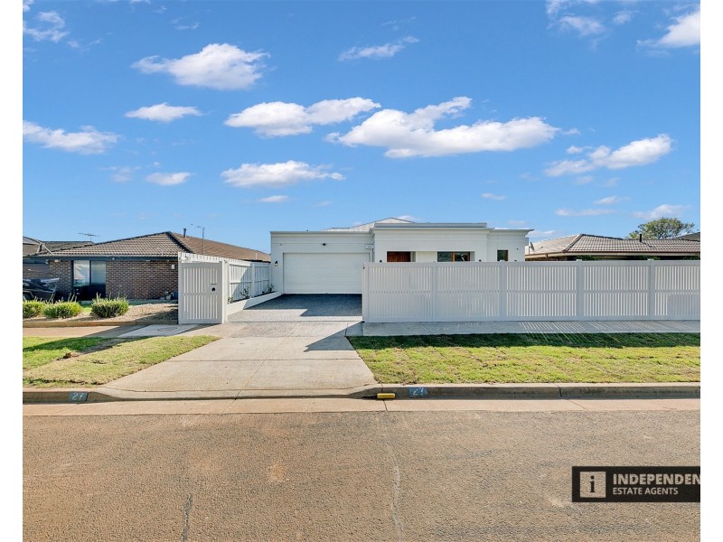 27  Wills Road, Melton South VIC 3338