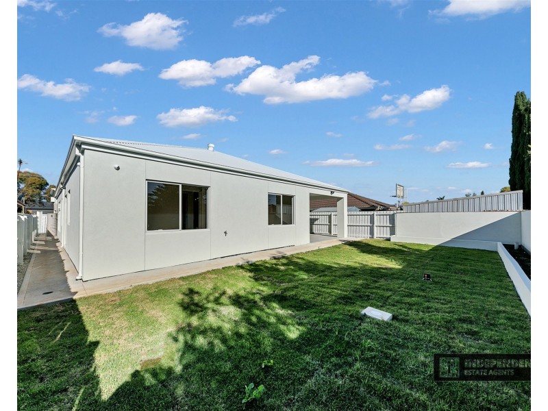 27  Wills Road, Melton South VIC 3338