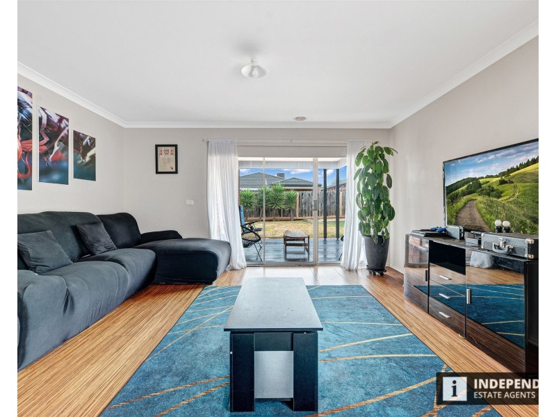 3 Toogoolawah Drive, Melton South VIC 3338 the real estate agency