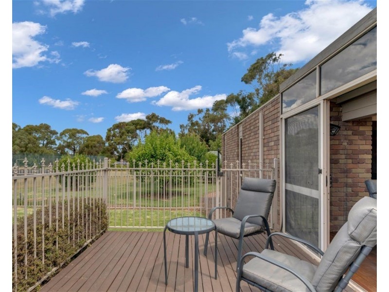 13 kororoit Court, Kurunjang VIC 3337