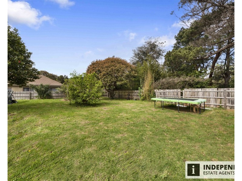 29 Glenfern Road, Ferntree Gully VIC 3156