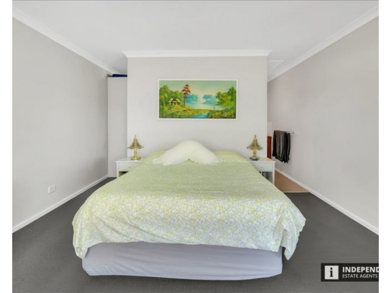 24 Mcdonald Street, Melton South VIC 3338