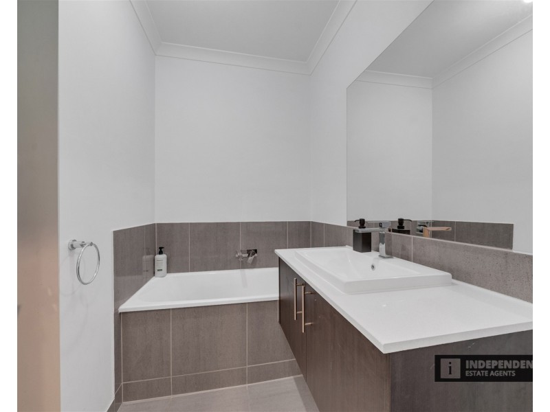 49  Beckworth Boulevard, Tarneit VIC 3029