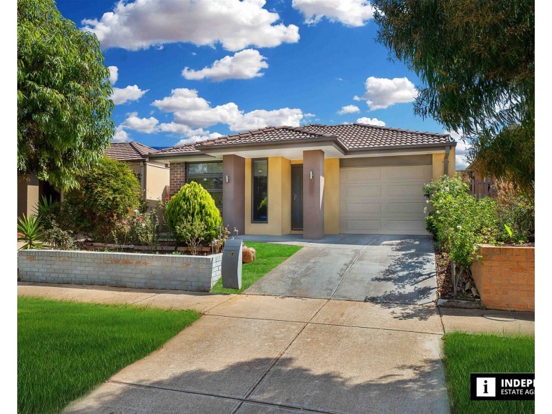 19  Old Bridge Boulevard, Melton South VIC 3338