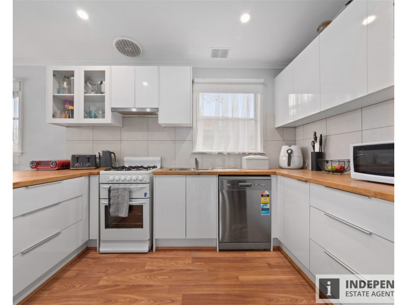 1/11 Bouvardia Crescent, Frankston North VIC 3200