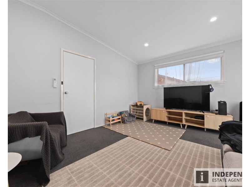 1/11 Bouvardia Crescent, Frankston North VIC 3200