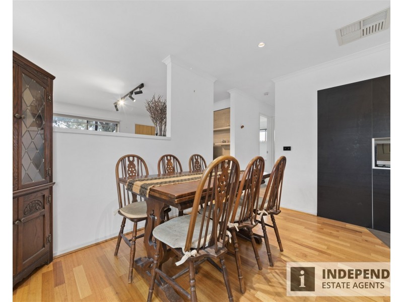 1 Oakwood Drive, Carrum Downs VIC 3201