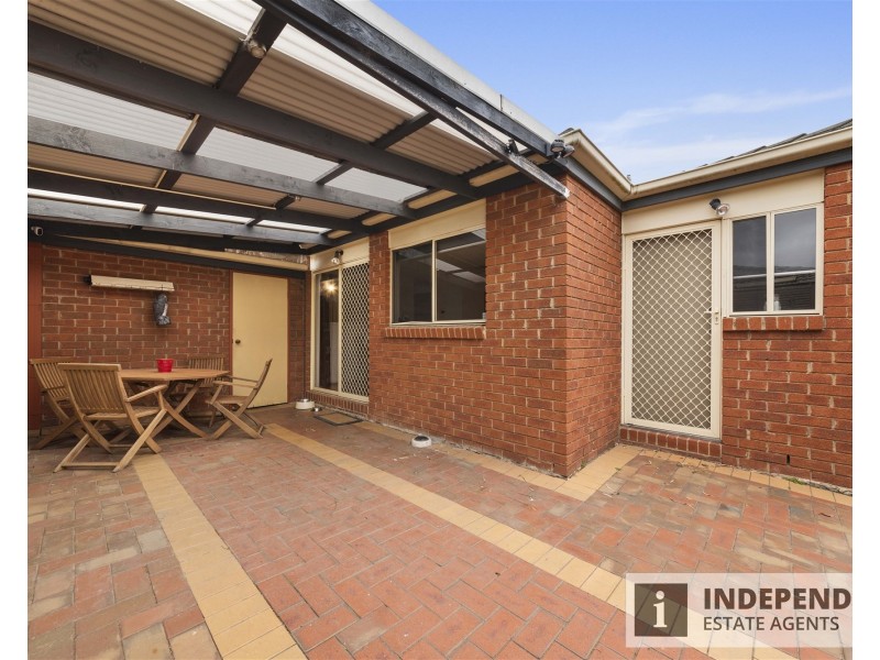 1 Oakwood Drive, Carrum Downs VIC 3201