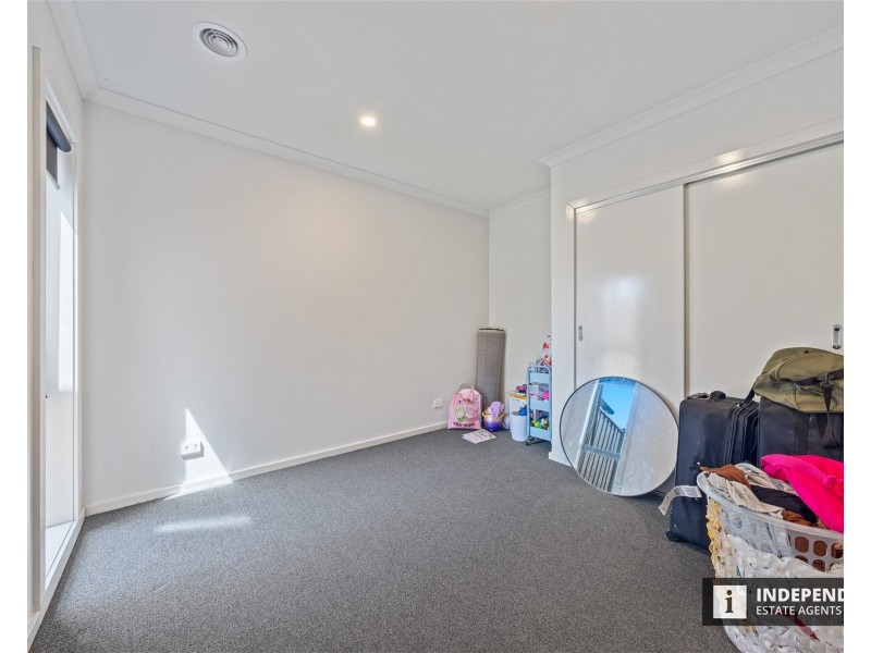 59 Athletic Circuit, Clyde VIC 3978
