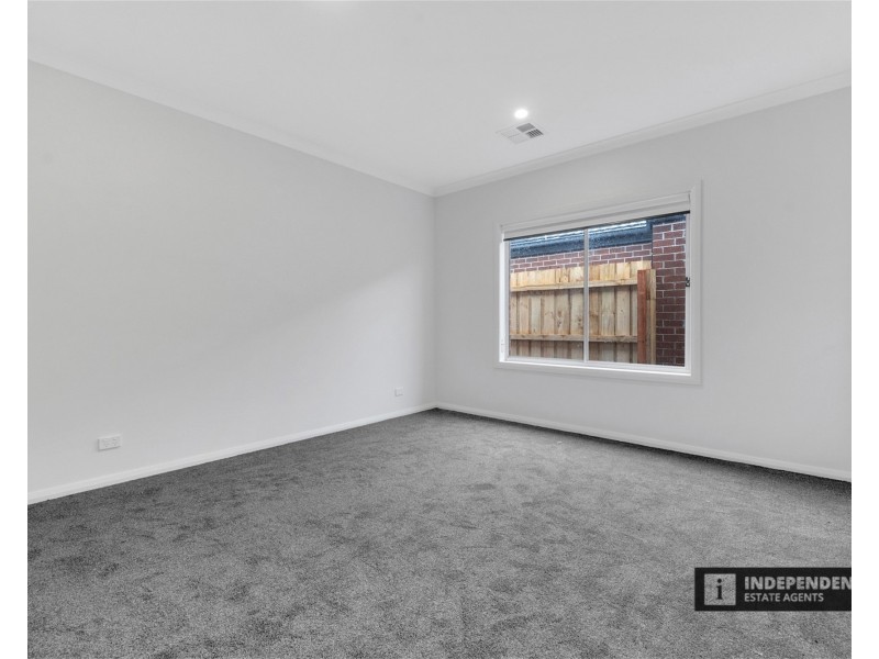 74  Sumac Street, Brookfield VIC 3338