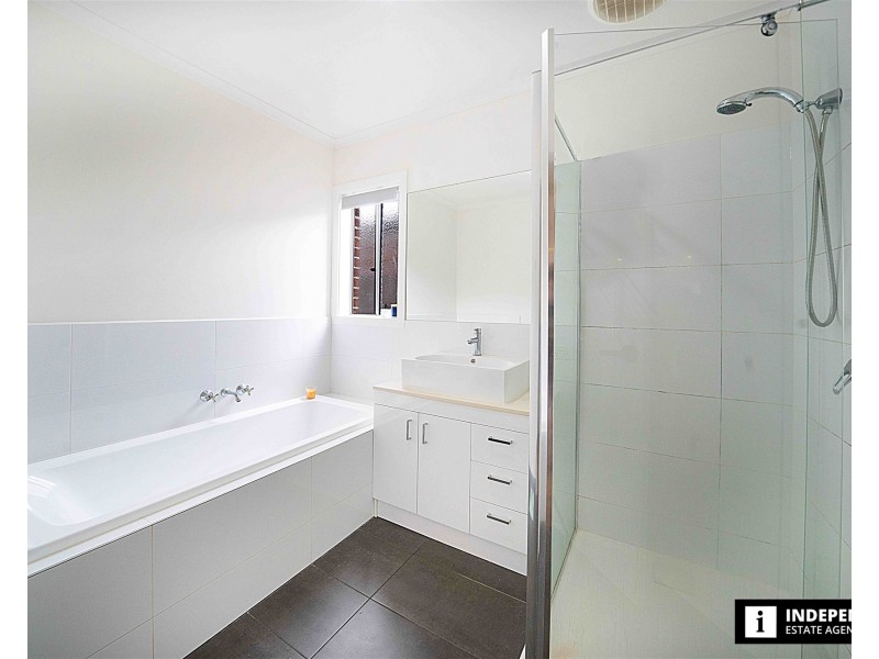 23 Laming Road, Deer Park VIC 3023