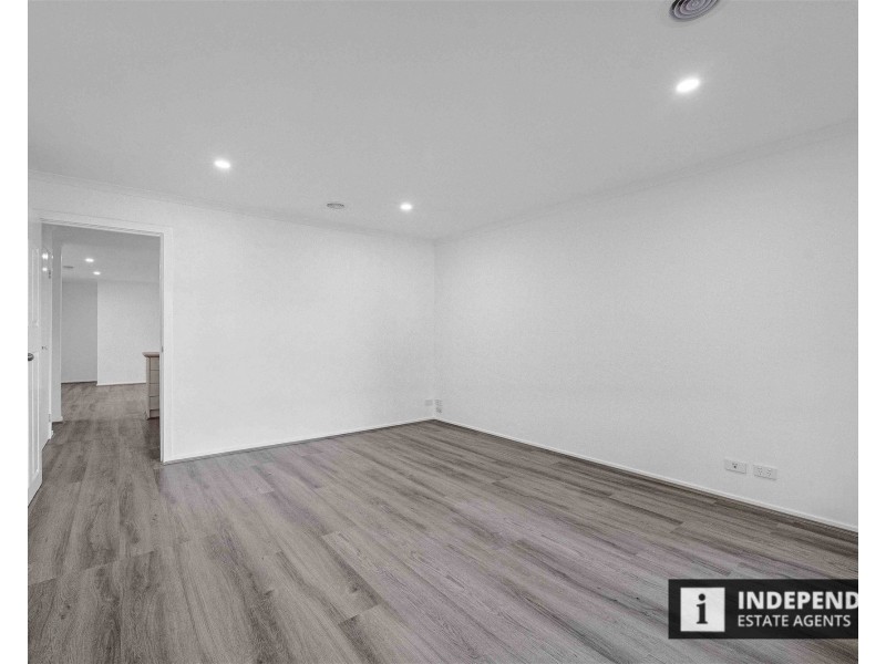 14 Woodlea Crescent, Craigieburn VIC 3064
