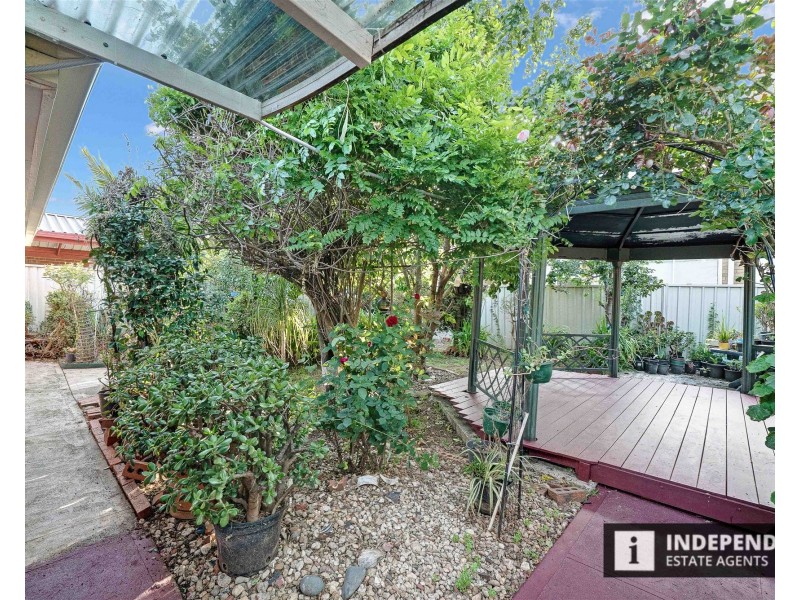 14 Woodlea Crescent, Craigieburn VIC 3064
