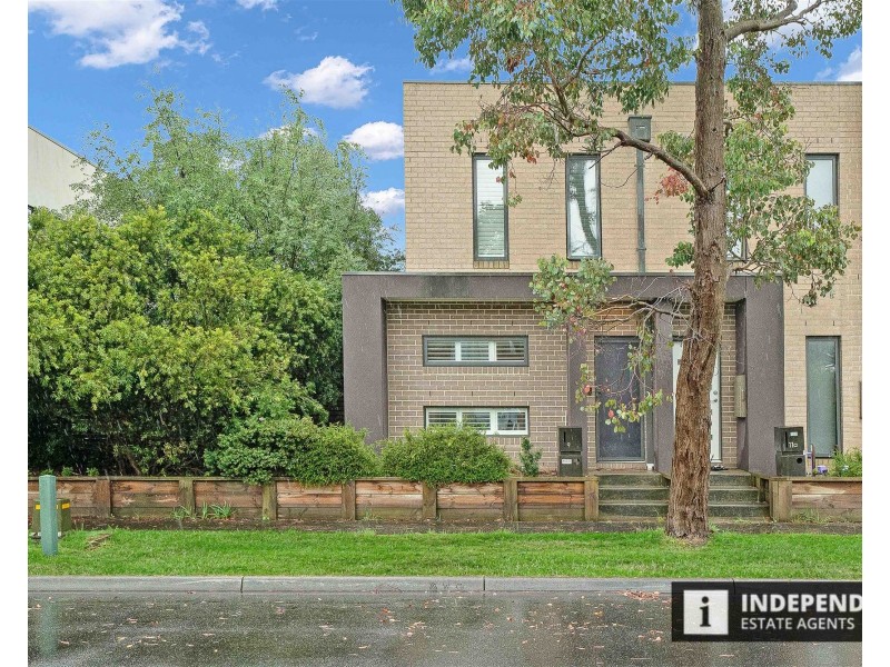 9 Bluestone Street, Pakenham VIC 3810