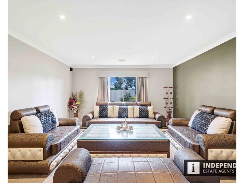 39  Croxton Drive, Kurunjang VIC 3337