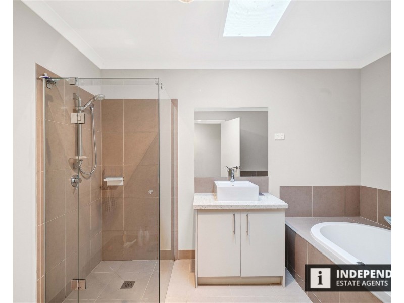 39  Croxton Drive, Kurunjang VIC 3337