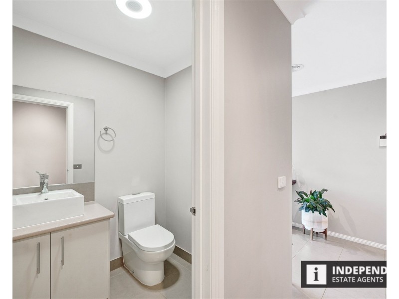 39  Croxton Drive, Kurunjang VIC 3337