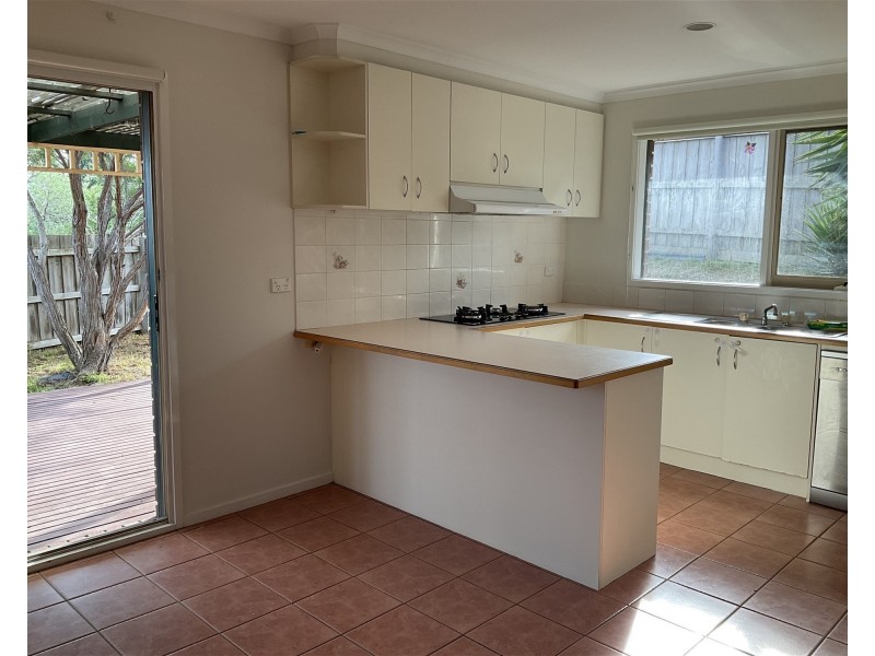 11 Belmont Court, Carrum Downs VIC 3201