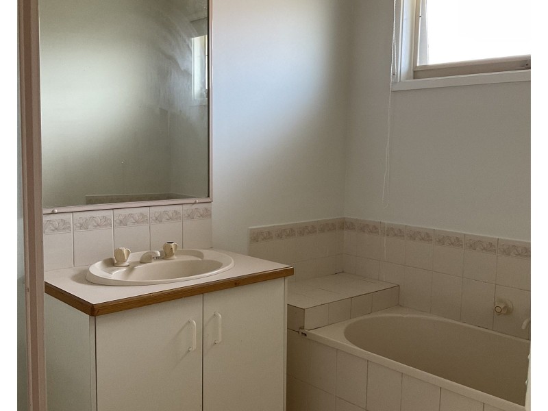 11 Belmont Court, Carrum Downs VIC 3201