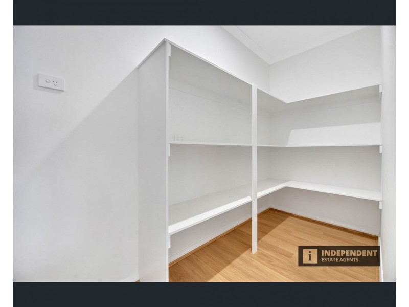 29 McCulloch Street, Melton South VIC 3338