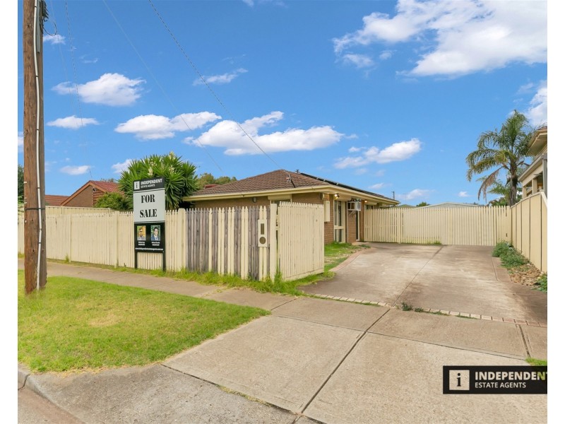 24 Childs Street, Melton South VIC 3338