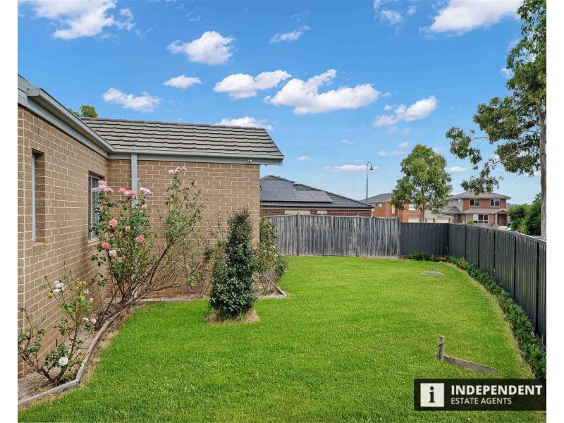2 Citreus  Circuit, Brookfield VIC 3338