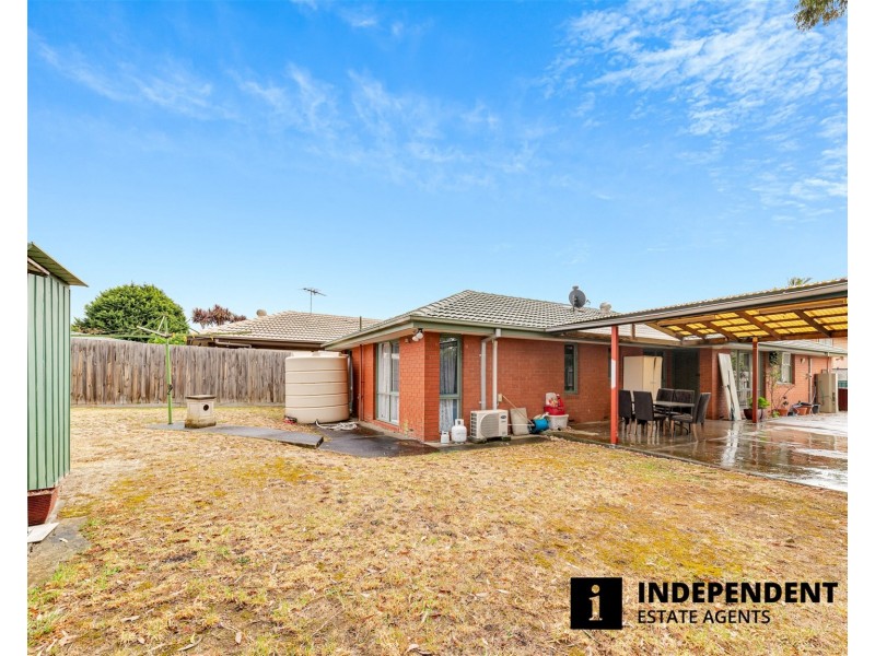 12 Mayruck Rise, Hampton Park VIC 3976