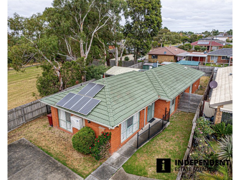 12 Mayruck Rise, Hampton Park VIC 3976
