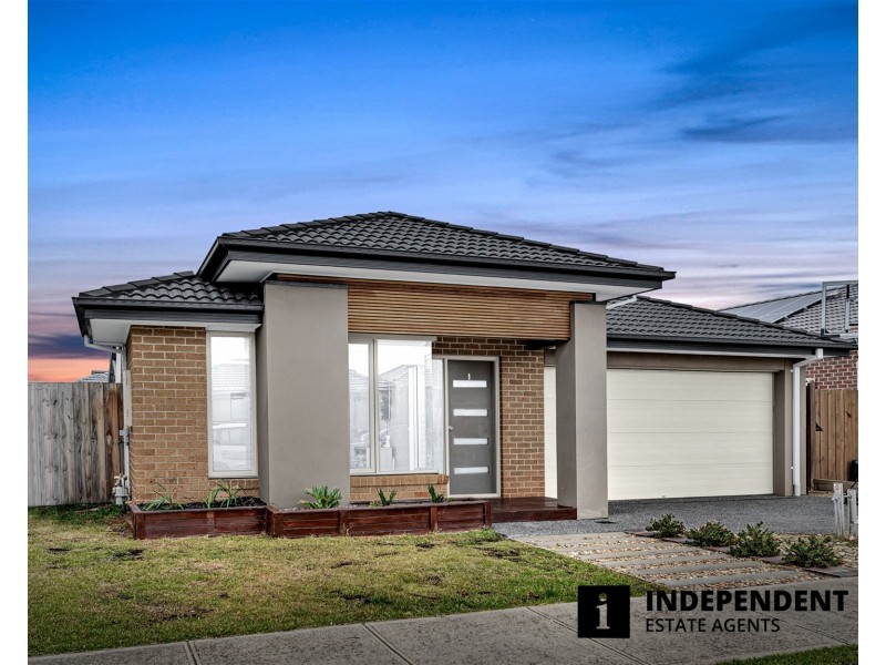 16 Bellman Avenue, Clyde VIC 3978