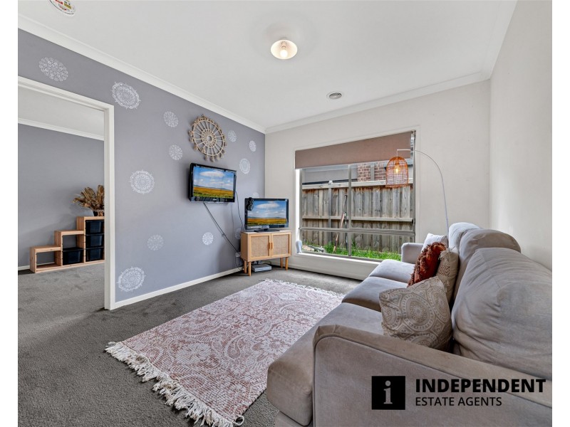 16 Bellman Avenue, Clyde VIC 3978