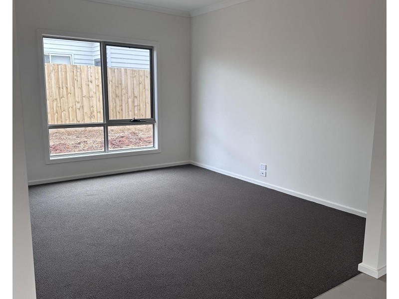 12  Tarnagulla St, Eynesbury VIC 3338