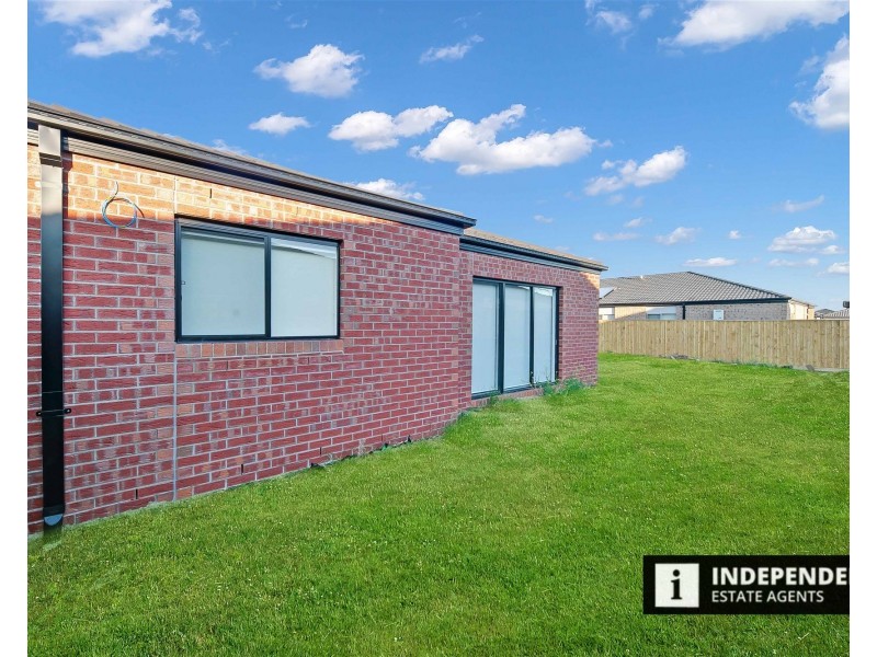 9 Solera Street, Brookfield VIC 3338