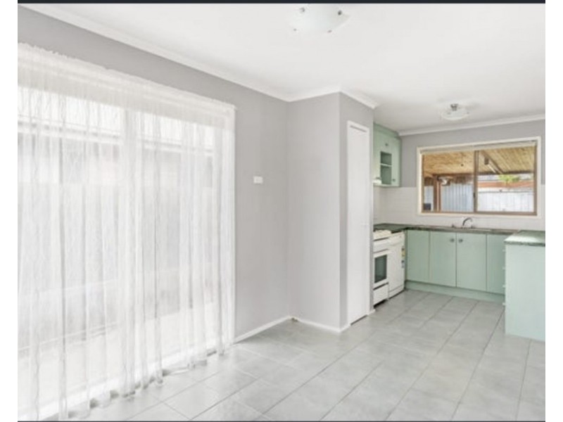 37  Greenhills Drive, Kurunjang VIC 3337