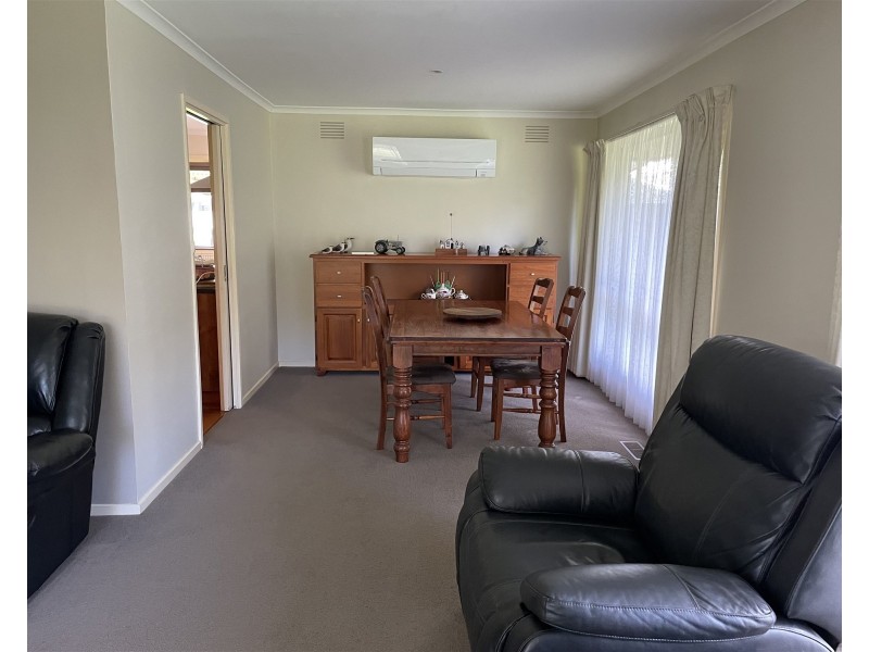 3 Garden Street, Cranbourne East VIC 3977
