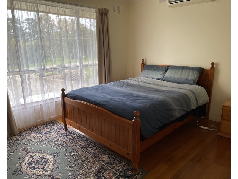 3 Garden Street, Cranbourne East VIC 3977