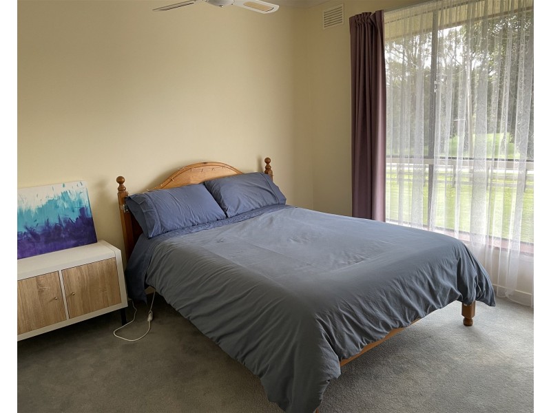 3 Garden Street, Cranbourne East VIC 3977