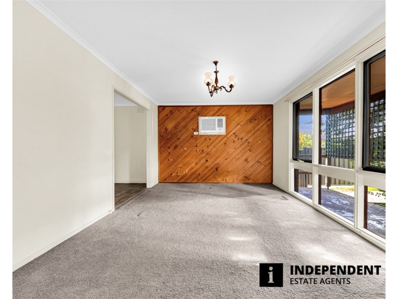 21 Robert Molyneux Avenue, Endeavour Hills VIC 3802