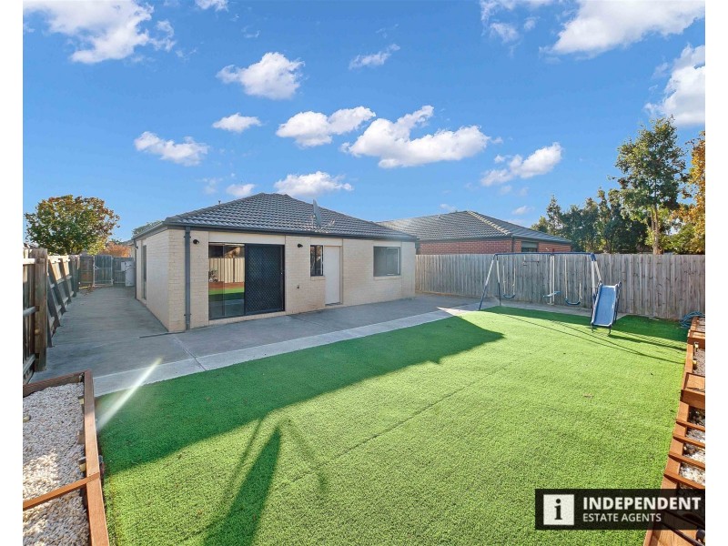 4 Crestwood Way, Brookfield VIC 3338