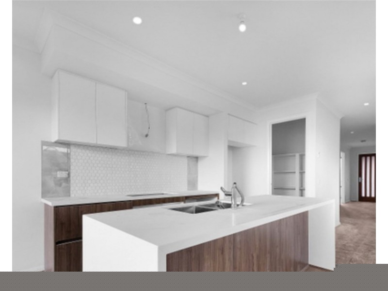 64 Pintail Drive, Melton South VIC 3338