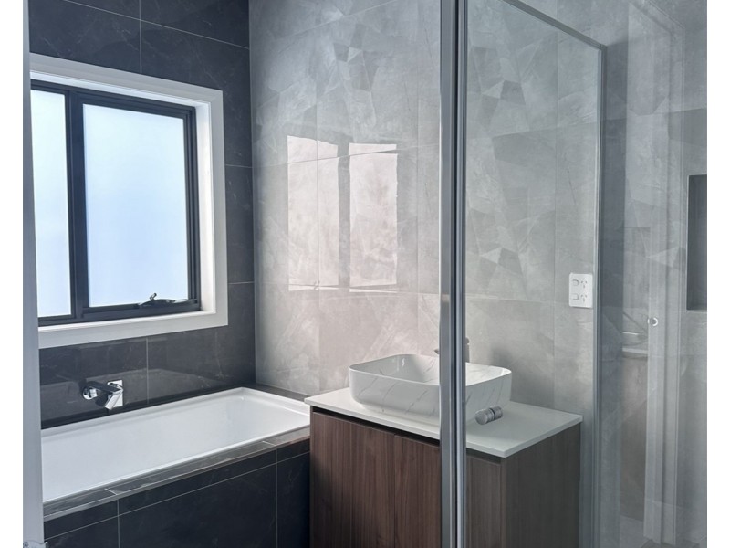 64 Pintail Drive, Melton South VIC 3338