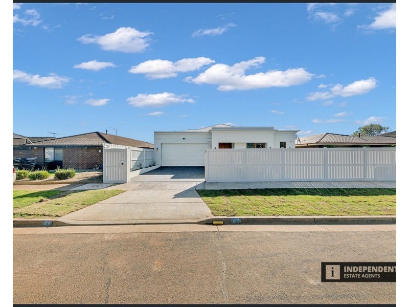 27 Wills Road, Melton South VIC 3338