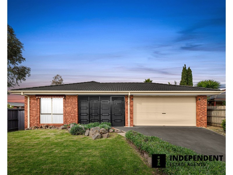 6 Malfoy Mews, Cranbourne West VIC 3977