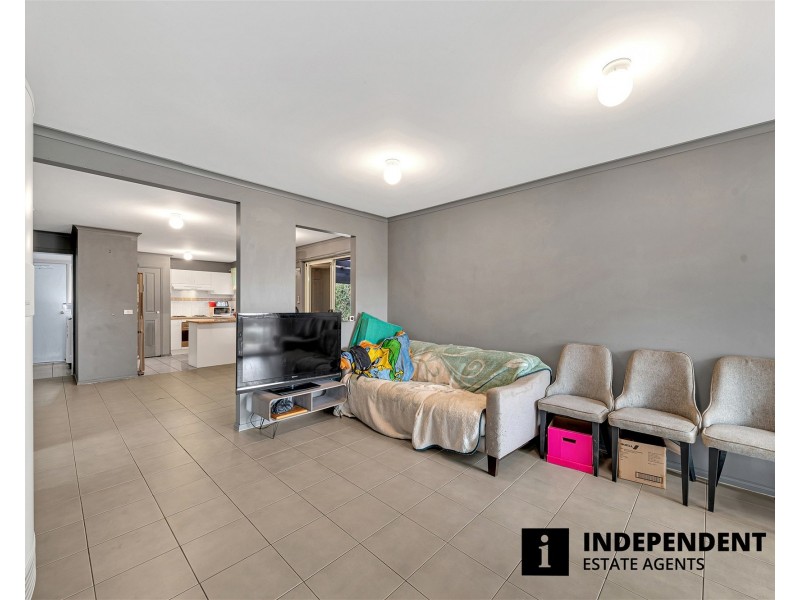 6 Malfoy Mews, Cranbourne West VIC 3977