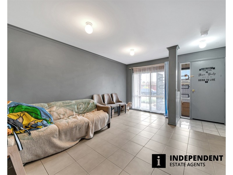 6 Malfoy Mews, Cranbourne West VIC 3977