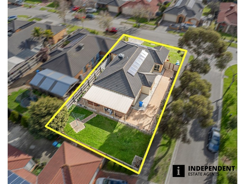 29  Silver Creek Drive, Lynbrook VIC 3975