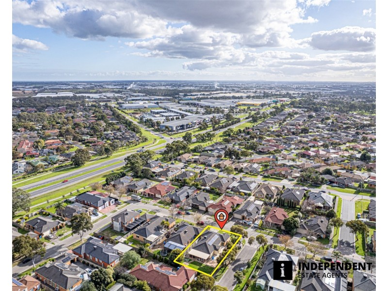 29  Silver Creek Drive, Lynbrook VIC 3975