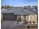 8 Pipers Place, Clyde North VIC 3978